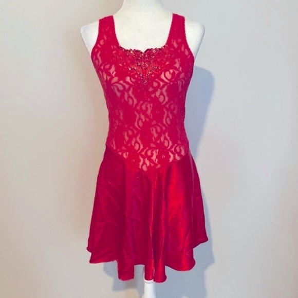 Vintage 80’s-90’s red lace ballerina slip - Picture 1 of 8